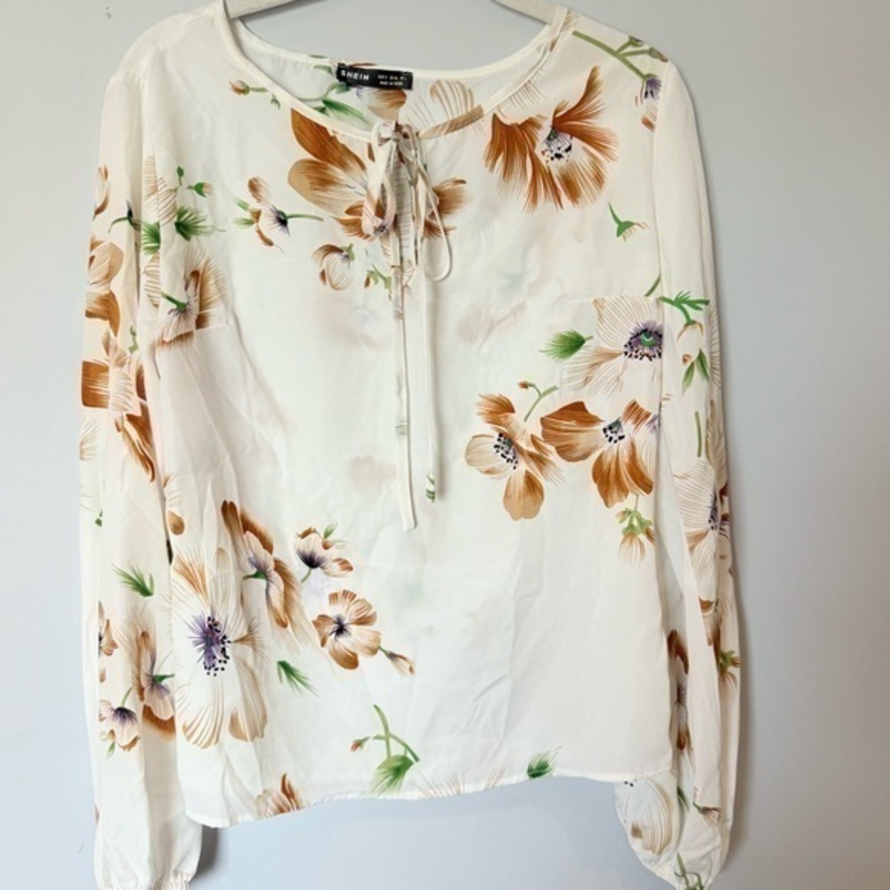 NWOT SHEIN Flower Print Long Sleeve Blouse size small